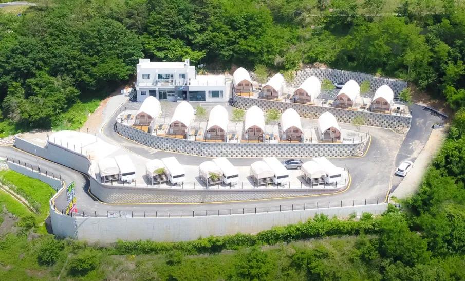 부산 가덕카라글램핑 플레이스 부산 강서구 가덕해안로821번길 매장 사진 1 부산 가덕카라글램핑 플레이스 부산 강서구 가덕해안로821번길 매장 사진 1